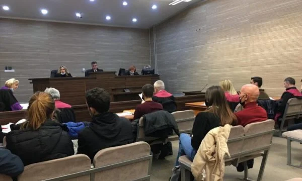 Sulmi ndaj Kuvendit, Arifi: Ky nuk është gjyqi i VV’së terroriste, por i Astrit Deharit