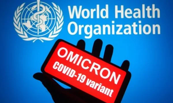 Simptomat e variantit Omicron, shenja treguese që ‘shfaqet natën’