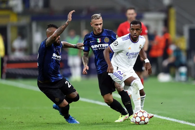 Gara për vendin e parë në Grupin D, Interi mysafirë i Real Madridit