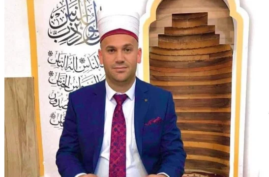 “Gruaja ime ka vendosur me hy në “It’s my love””: Imami nga Deçani tregon çka i tha një qytetar