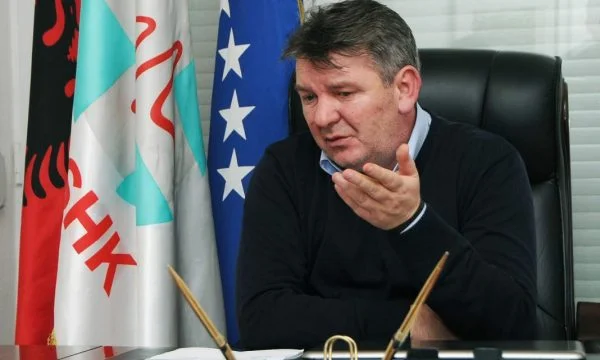 Radikalizohen sindikalistët: Ose Ligj të Pagave ose rritje page 50% për çdo mjek e infermier