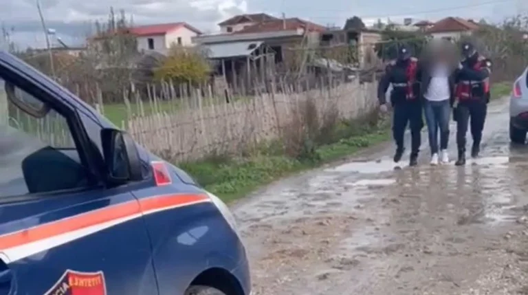 U kapën me 30 kg kanabis në makinë gati për ta shitur, arrestohen 3 persona