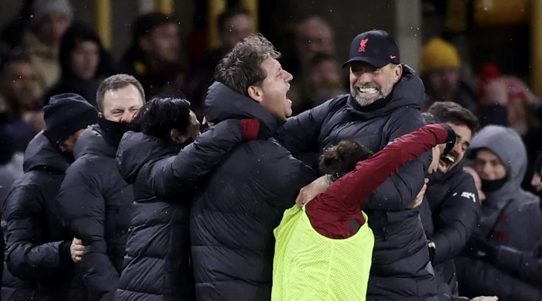 Sallah egjiptiani me një super-asistim ia nxjerr pikët e plota me frymën e fundit Liverpoolit