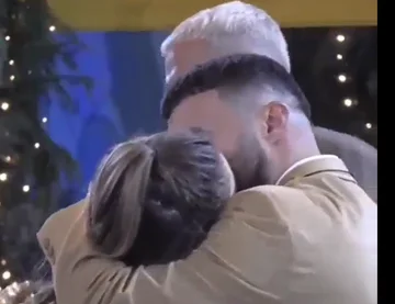 Une nuit de feu au BBV, après Donald et Beatrice, un baiser de feu entre DJ PM et Sarah