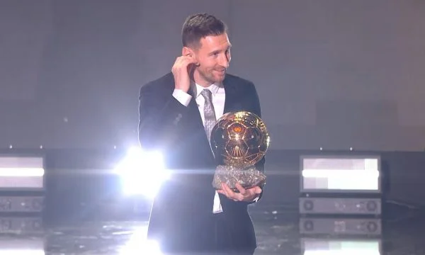 Esteban Cambiasso dopo che Messy ha vinto Golden Top: non credo più a questo premio