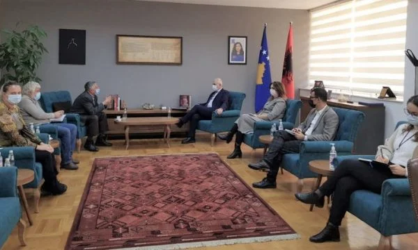 Jedal Svechla ha invitato Behemman Jasharin all'incontro: Citizen Explores