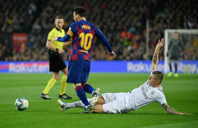 Cruz entre los desesperados de la séptima bola de oro de Mess: Absolutamente no merecida