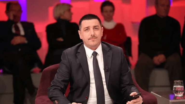 “Shyqyr që ke, e shyqyr që shkoj”, Syla: Merkel që 16 vite mandat kurrë s’e vizitoi Kosovën