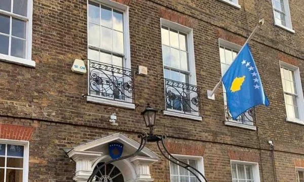 L'ambassade du Kosovo en Angleterre publie des annonces importantes pour les citoyens