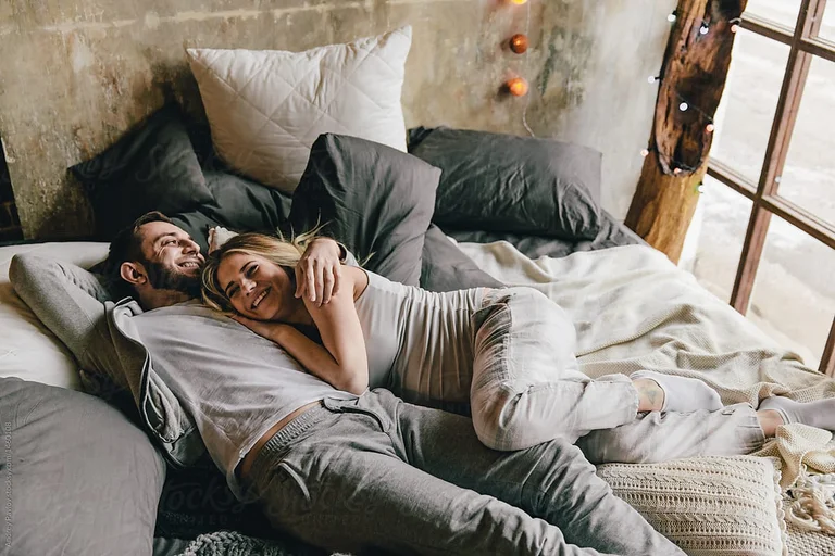 Sie wissen, was Sex Experten immer im Schlafzimmer halten?