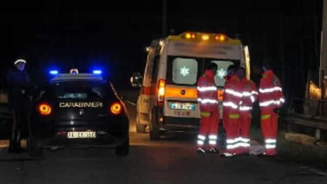 Incidente tragico in Italia, il 24enne albanese muore dopo aver perso il controllo dell'auto