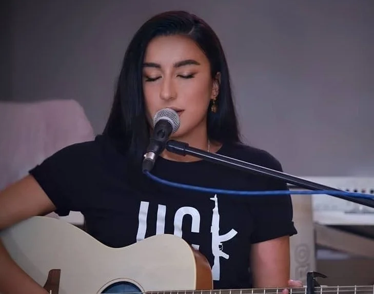 Arbnor Zogiani viene con la canción "Seguido"