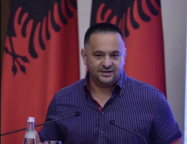 “Nander der Nation” Driton Kuka: Happy Flag Day