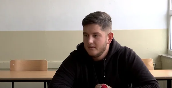 Un amico di studenti uccisi: Lendion mi ha parlato di un problema con i conducenti di autobus