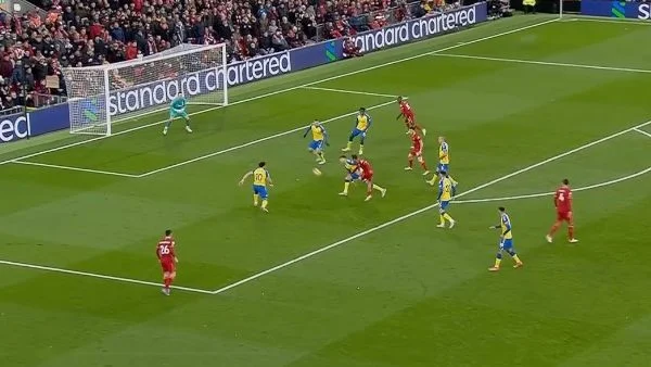 Livepool conduce a la puntuación de 3:0 Southampton