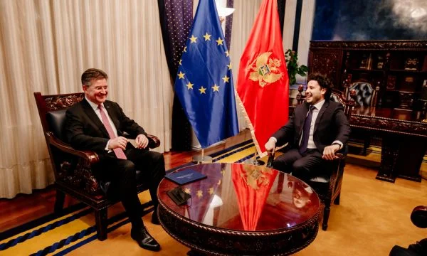 Lajcak trifft Deritan Abazovic