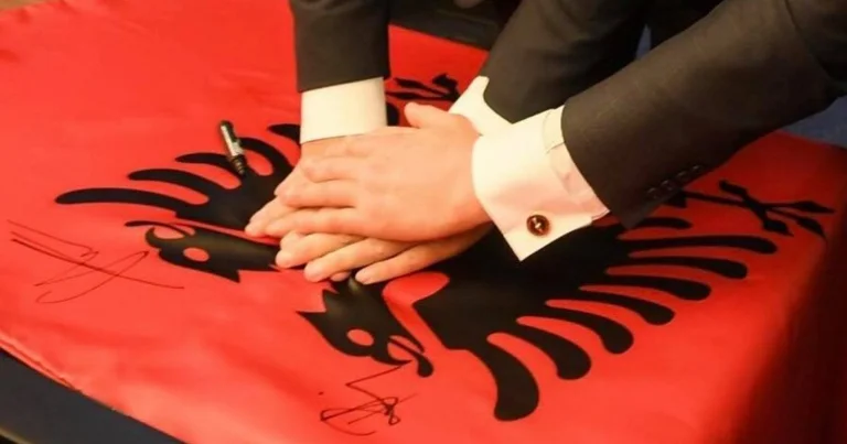 Indagine kosovari: 60,61% contro l'Unione con l'Albania