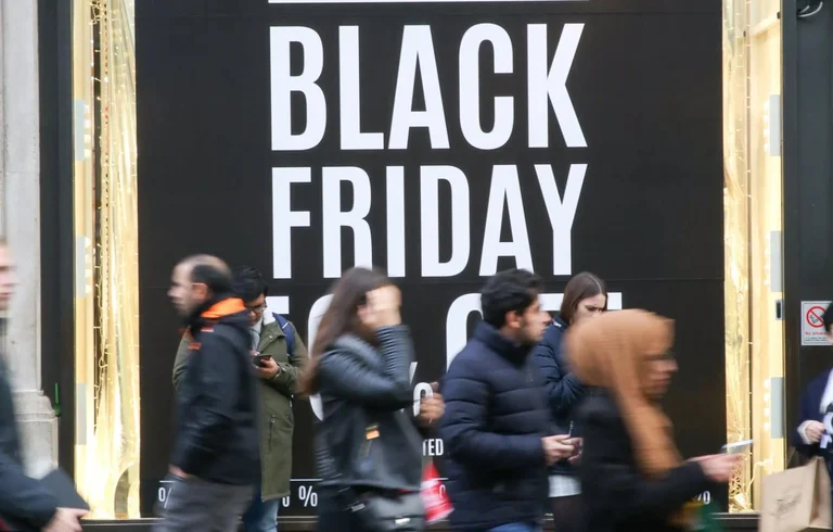 Black Friday: Die Bedeutung einer Partei, die alle Menschen jedes Jahr verrückt macht