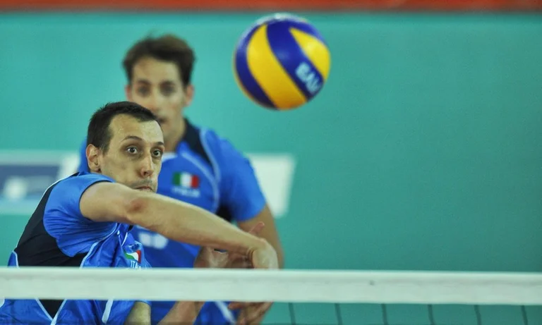 Fraude de película: Volleyball robó 700 mil euros de su prometida que nunca existió y nunca lo conoció.