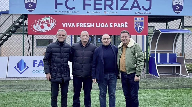 FFK-Präsident Agim Ademi eröffnete das Stadion des FC Ferizaj