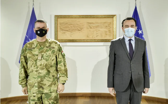 Kurti ha incontrato il comandante della KFOR, ha promesso la cooperazione e il coordinamento