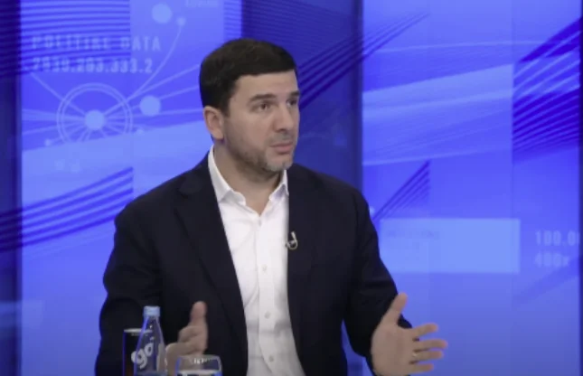 Memli Krasniqi: Si Kurti logra un acuerdo con Serbia, tiene nuestro apoyo