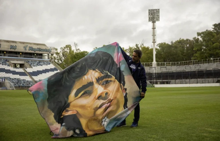 Maradonna wurde ohne Herz mit einem Gewicht von 20g mehr begraben