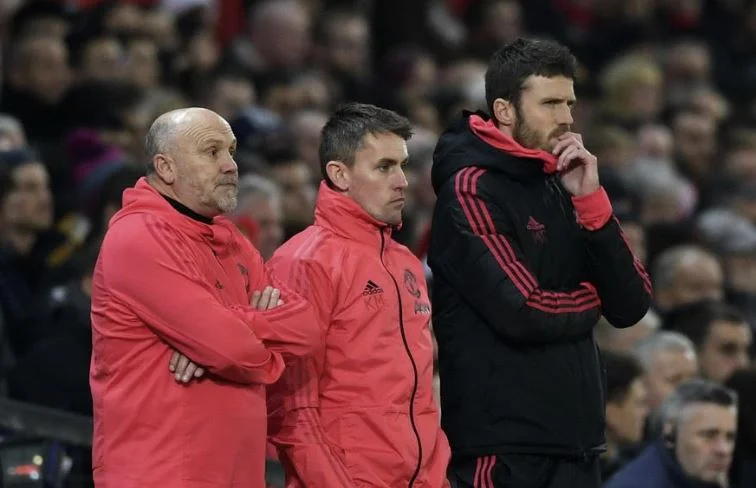 Carrick habla de trabajo temporal como entrenador de United: Estoy listo mientras necesite