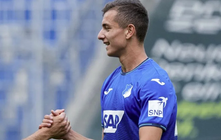 Gen Aslan Debüton in Bundesligla gegen Leipzig aktiviert