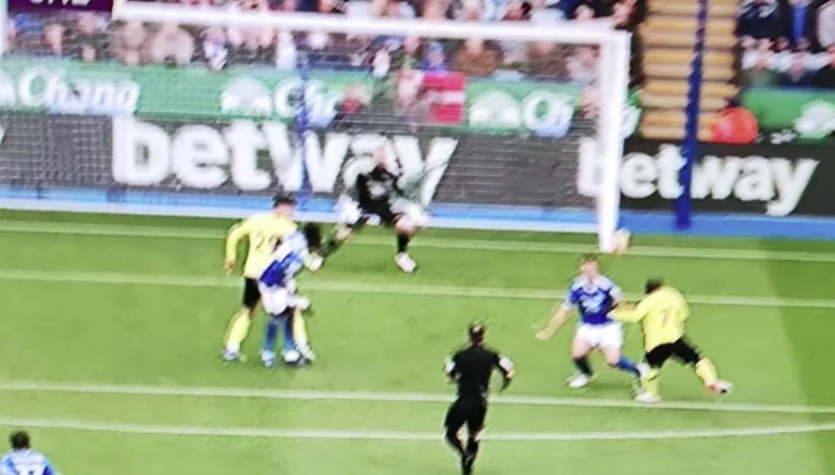 Chelsea doubles her supremacy over Leicester and Tuchel is surprised at the Cat's goal.