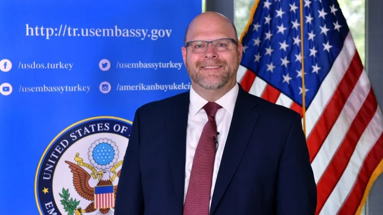 The American Senate confirms Jeffrey M's appointment. US Ambassador to Kosovo Hovenier