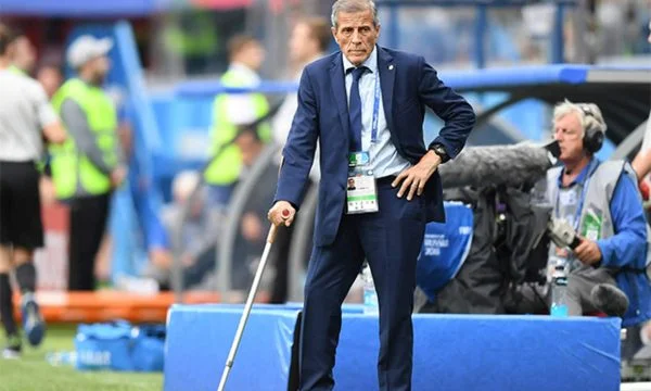 Después de 15 años, Uruguay despidió al entrenador