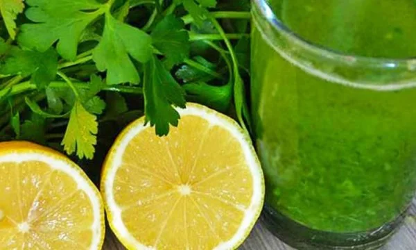 La rara qualità del prezzemolo per la salute renale