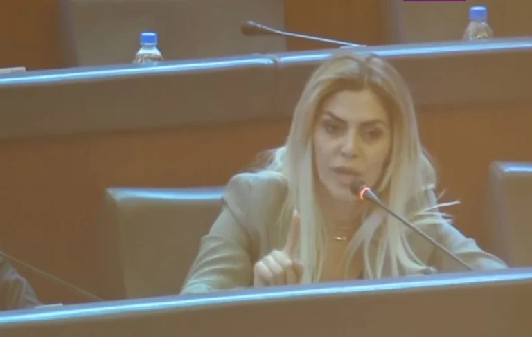 Deliu schlägt Albulen Hadziu: Ihr Kunat wegen Terrorismus in Mazedonien
