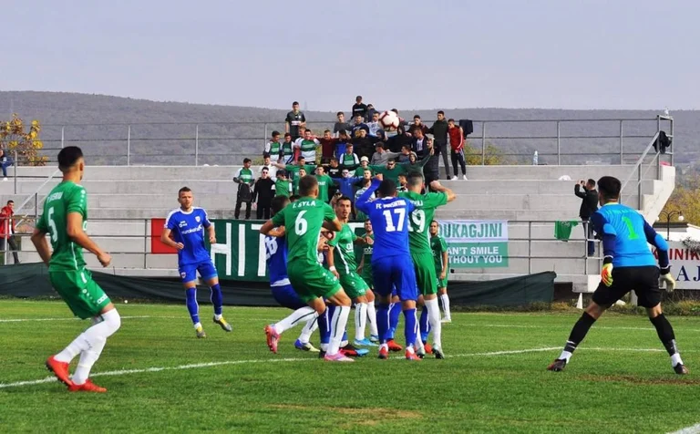 Pristina"Dukagini: Offizielle Formationen