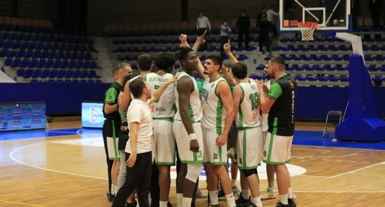 Trepca gana derbin v. Peja en Karagachi