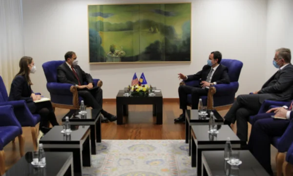 La Embajada Americana cuenta lo que se discutió en la reunión de Giacobe, Kurti.