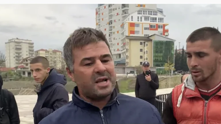 Mateos Vater: Ich bin eher in der Schmutz mit ihr.