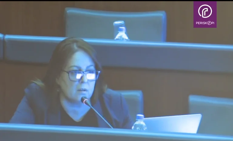 VV preghiera Bajrami: Non dire a Mimoza Kusar sul governo negli ultimi 20 anni, è stato parte di loro.