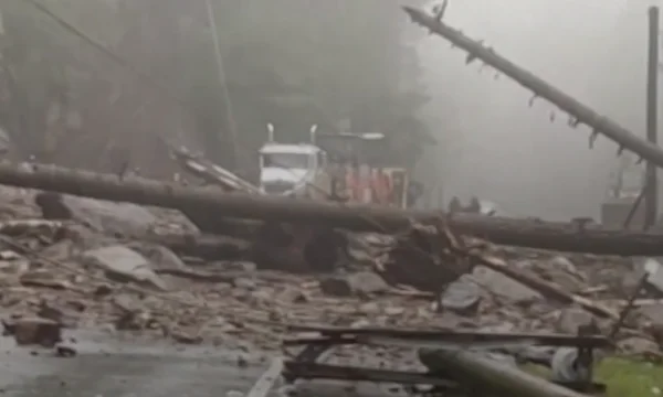 Deadly Storm Blocks Canada's Vancouver Transport Ties