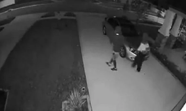 Vedi: E' cosi' che hanno cercato di derubare gli argentieri a Prizren.
