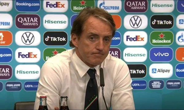 Non ha ottenuto qualifiche dirette, ma Mancini dice che l'Italia vincerà la Coppa del Mondo