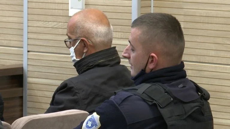 Ehemaliger serbischer Offizier, der 12 Jahre Haft wegen Kriegsverbrechen im Kosovo ausgesetzt ist