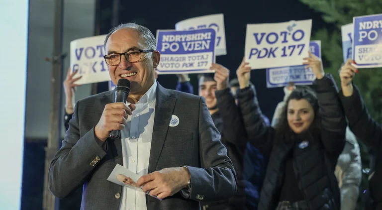 Il nuovo presidente di Prizren, Sacir Totaj