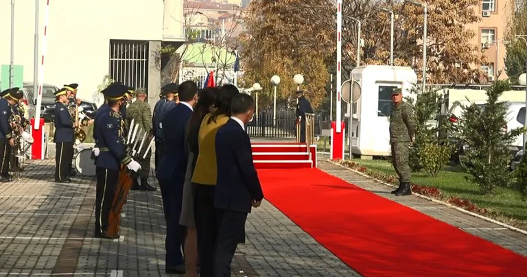 ceremonia de inicio para la recepción del primer ministro croata