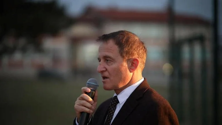 Post albanese: guadagna il 10 per cento vantaggio su Ferit Idriz oltre Xhafer Tahiri