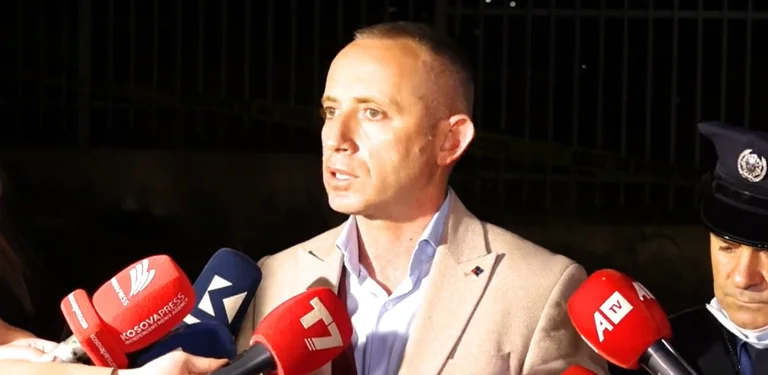Die Verfolgung des Todes der Polizei in Gjilan: Eine Waffe wurde in der Szene gefunden