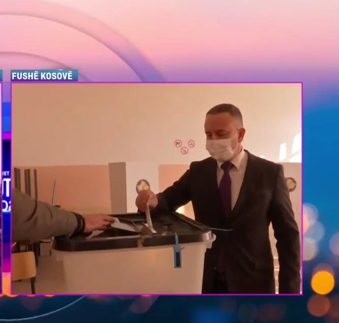 Enver Bajcinca weigert sich, ohne Frau deklariert zu werden