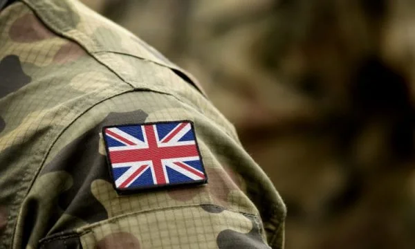 La Grande-Bretagne aide la Pologne, envoie des soldats à la frontière biélorusse