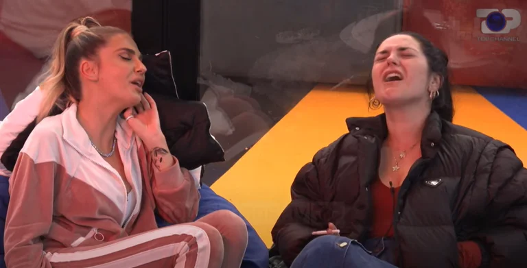 == Einzelnachweise == Granit klang das Lied in seinem Haus